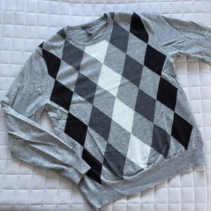 H&M Men’s Gray and Black Argyle Crewneck Sweater